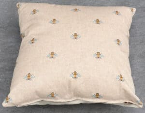Scatter Cushion (Bee)