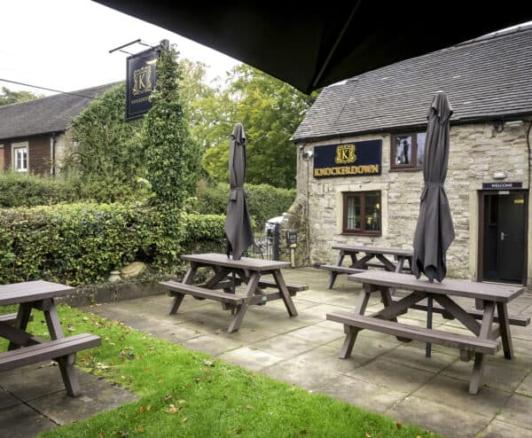 TDP recycled plastic picnic table in brown (3)