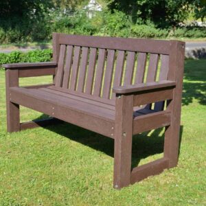 Recycled plastic outdoor Dale bench