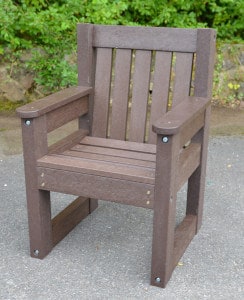 Derwent recycled plastic chair