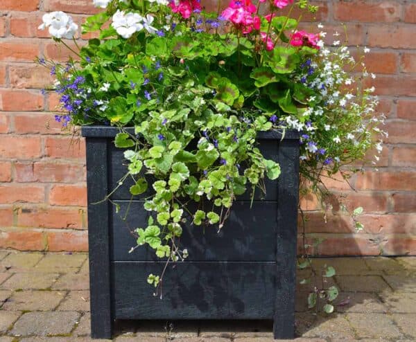 Ipstone Planter made by TDP from recycled plastic watse