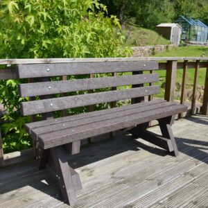 Outdoor garden seat made from recycled plastic by TDP