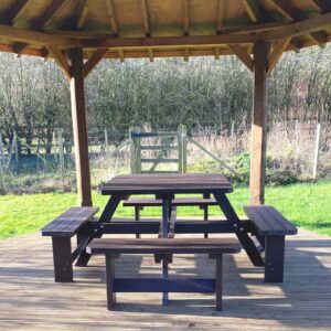 Bradbourne Recycled Plastic Picnic Table