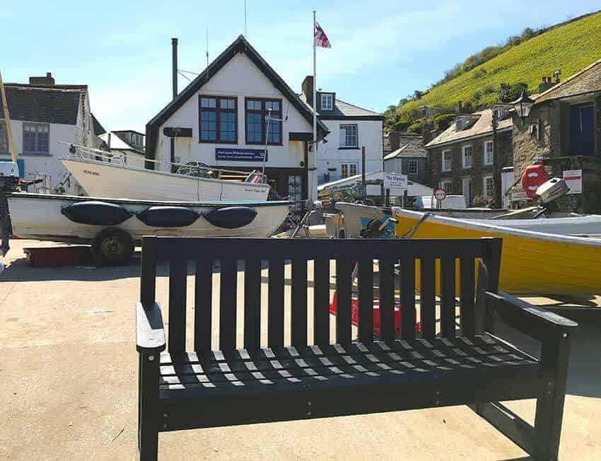 TDP Dale seat in Black located at Port Issac 2