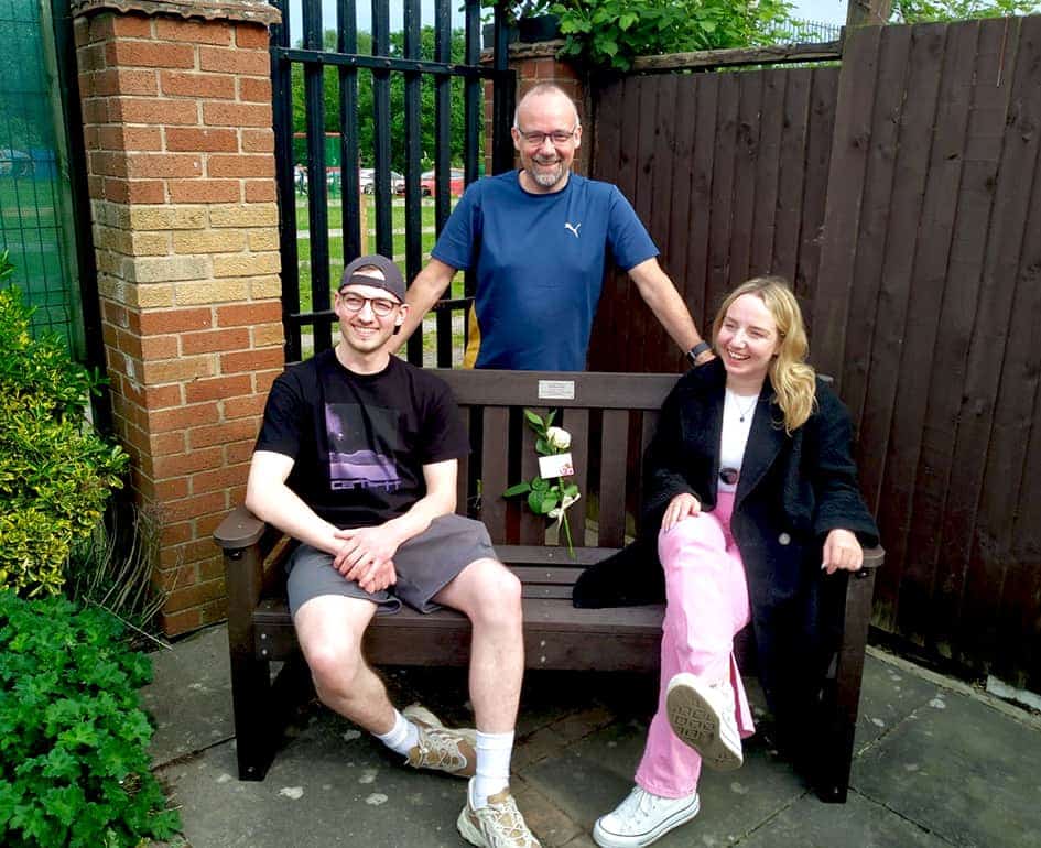 TDP memorial Dale bench made from recycled plastic waste in Leicestershire
