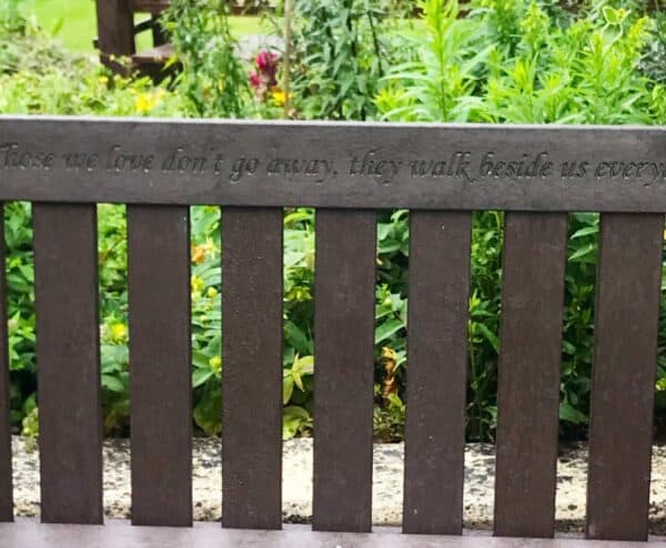 TDP memorial 2 person Dale bench with engraving made from recycled plastic waste