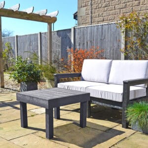 TDP Derbyshire 2 seater in Black with table-edit