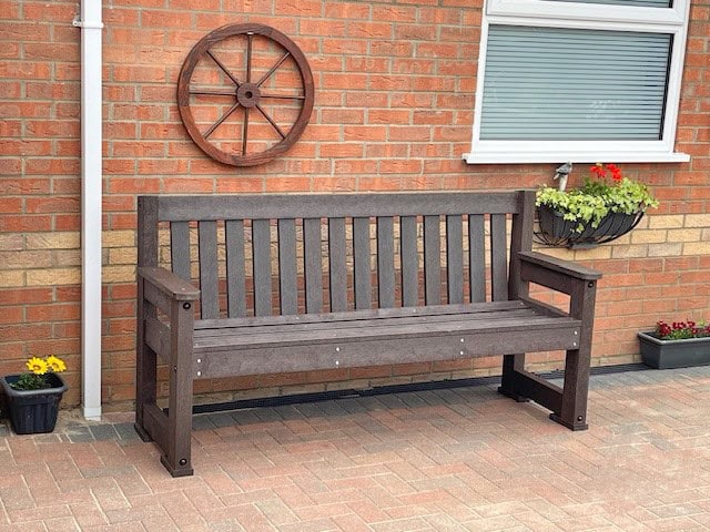 TDP Recycled Bench 