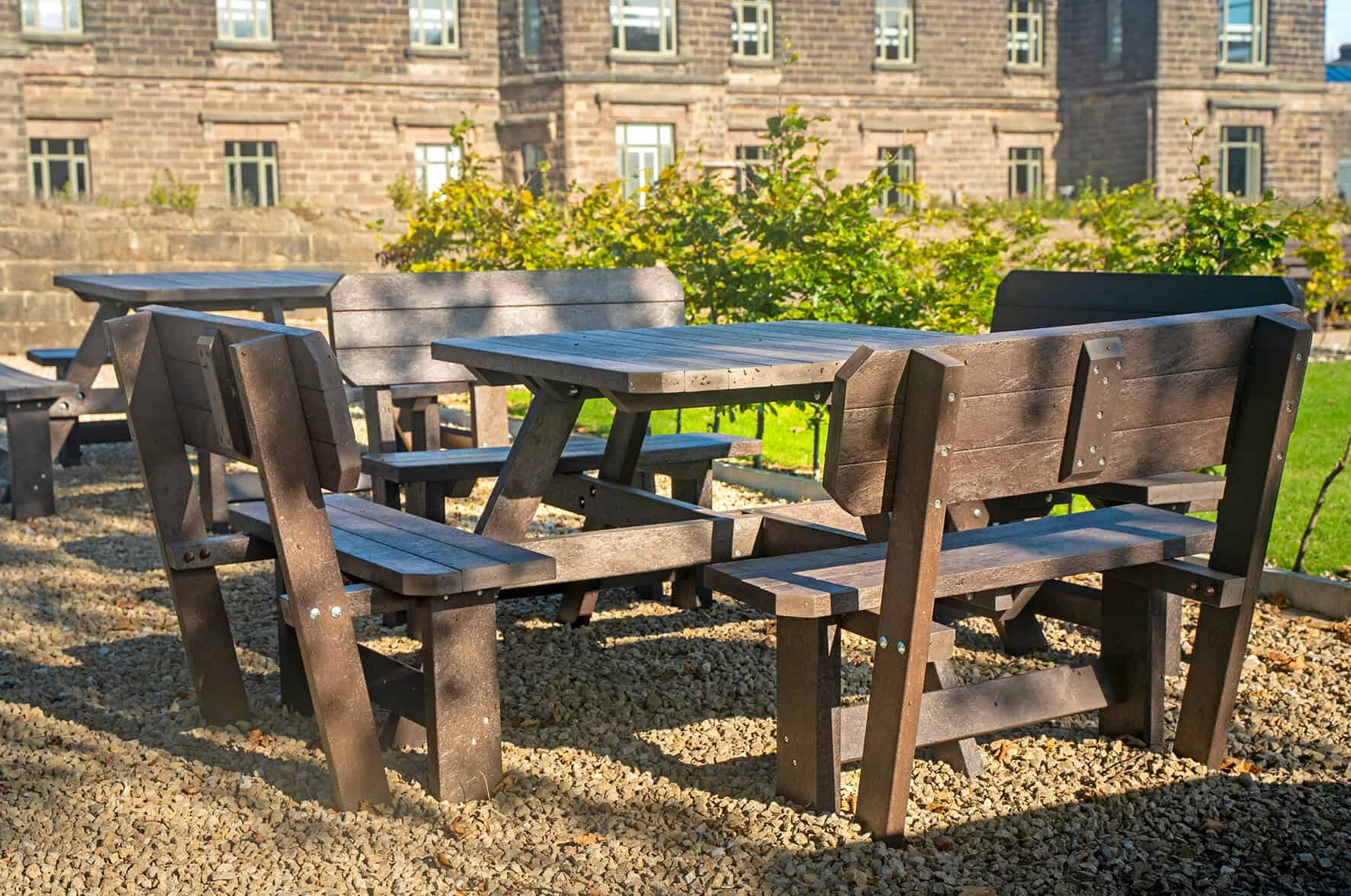 Bakewell Picnic Table - Image 8